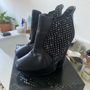 Same Edelman Zoyla Boot